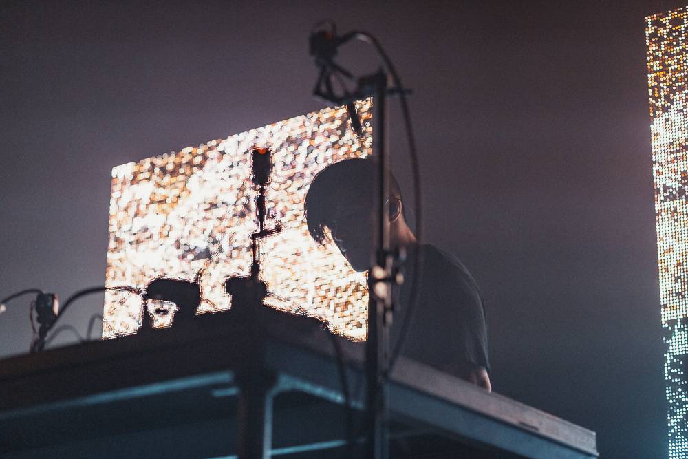 The Glitch Mob předvedli v Roxy devadesát minut čisté energie