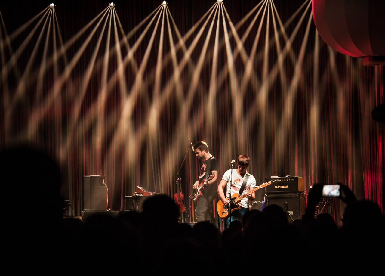 Tomáš Klus zpíval a tančil SpOlu s plzeňskými fanoušky