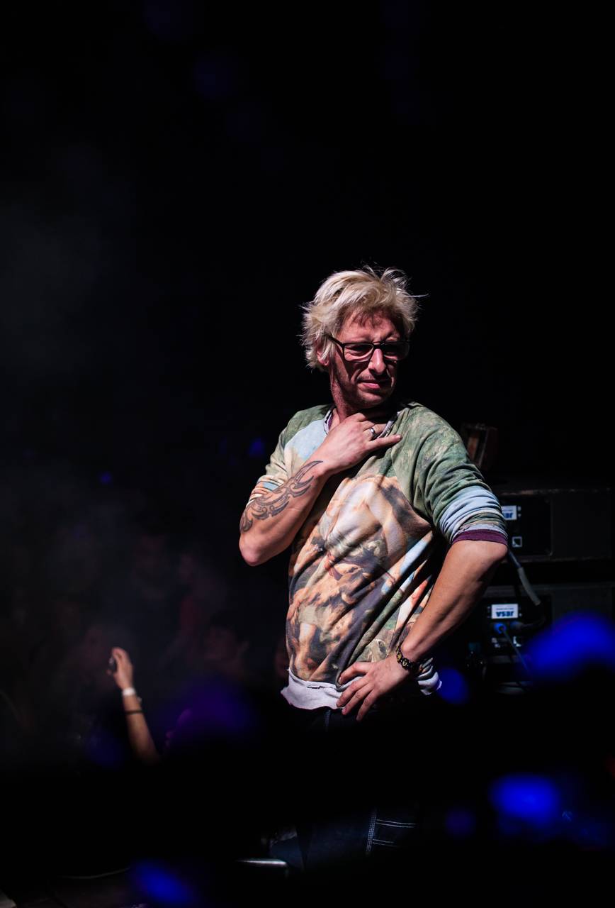 Tomáš Klus zpíval a tančil SpOlu s plzeňskými fanoušky