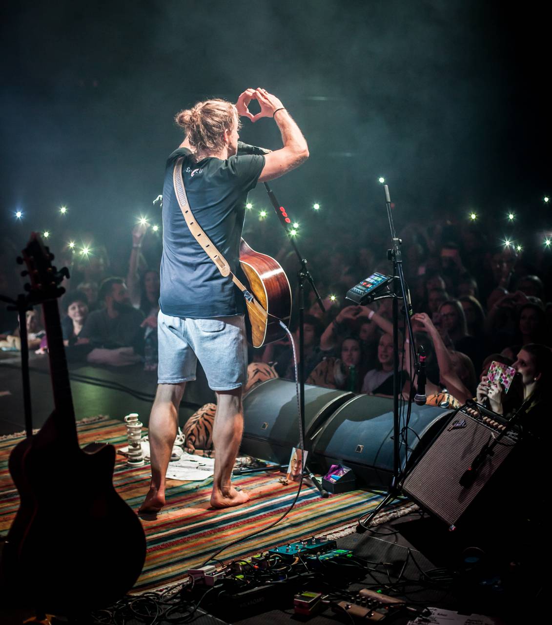 Tomáš Klus zpíval a tančil SpOlu s plzeňskými fanoušky
