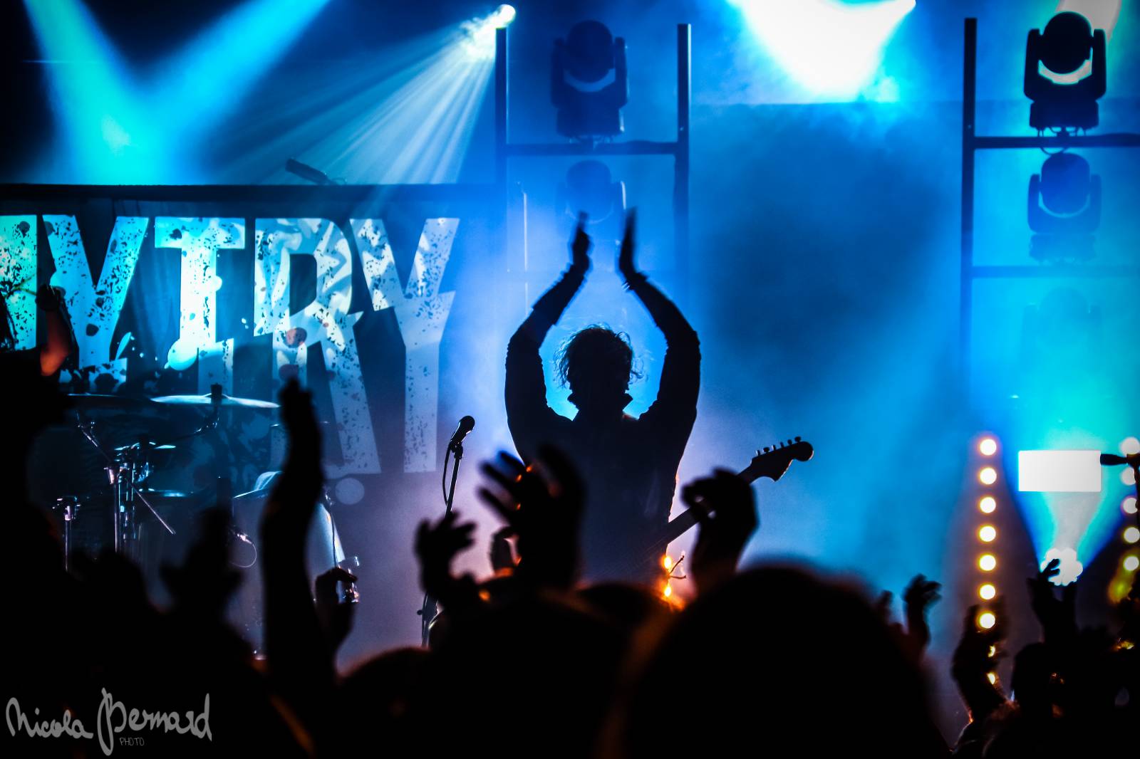 Dymytry na svém prvním zahraničním turné s Hämatom sklidili velký úspěch