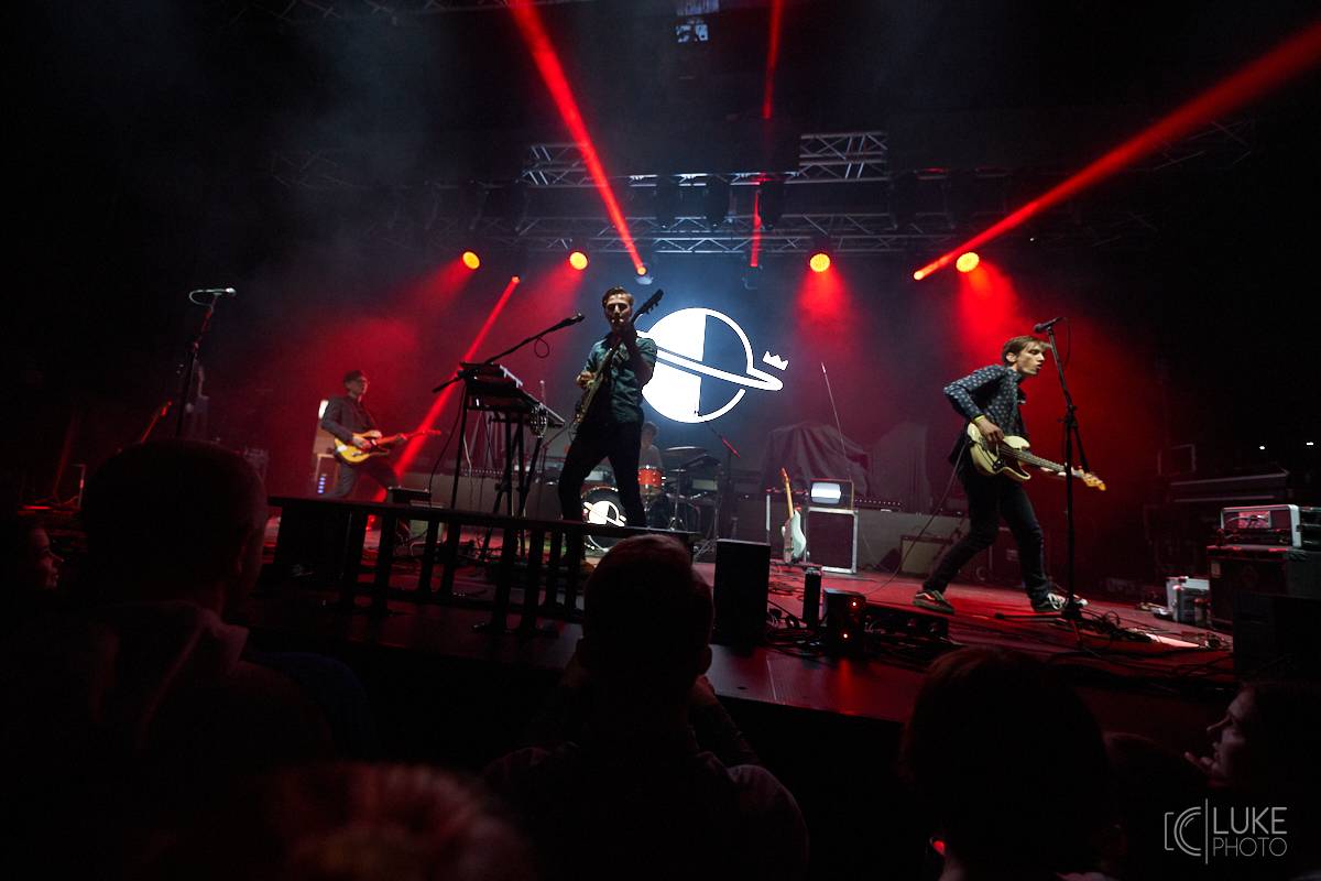 Lenny si podmanila brněnské Sono. Fanouškům zazpívala přímo uprostřed sálu