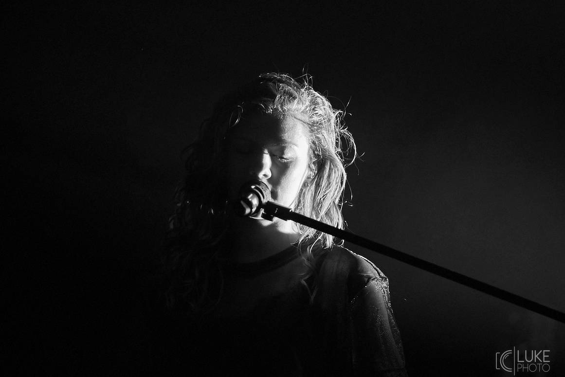 Lenny si podmanila brněnské Sono. Fanouškům zazpívala přímo uprostřed sálu