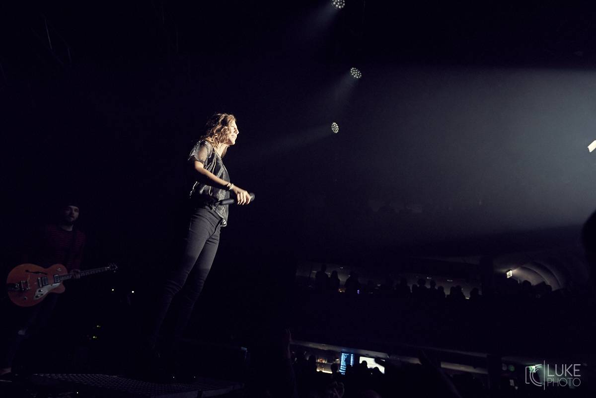 Lenny si podmanila brněnské Sono. Fanouškům zazpívala přímo uprostřed sálu