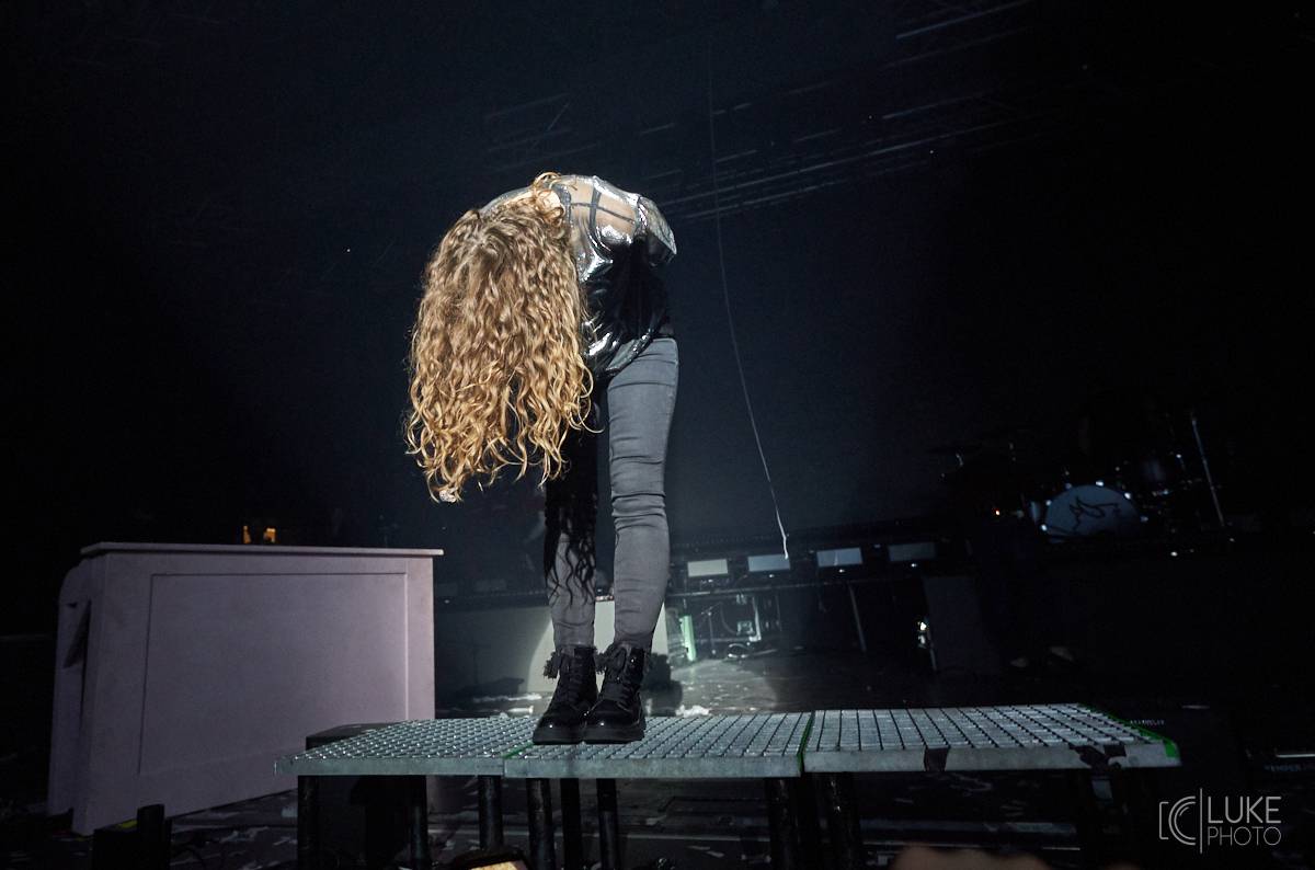 Lenny si podmanila brněnské Sono. Fanouškům zazpívala přímo uprostřed sálu