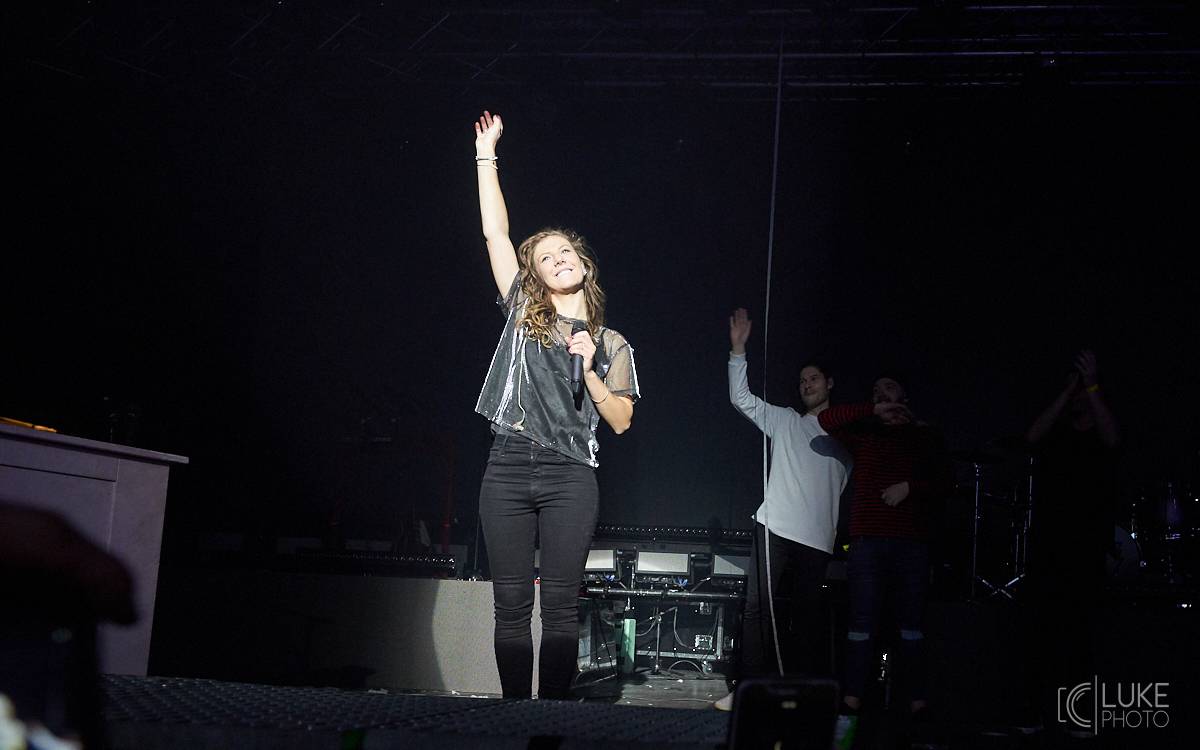 Lenny si podmanila brněnské Sono. Fanouškům zazpívala přímo uprostřed sálu