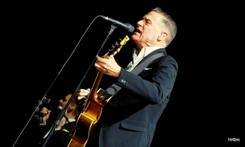 Bryan Adams zakončil v Ostravě své Evropské tour.