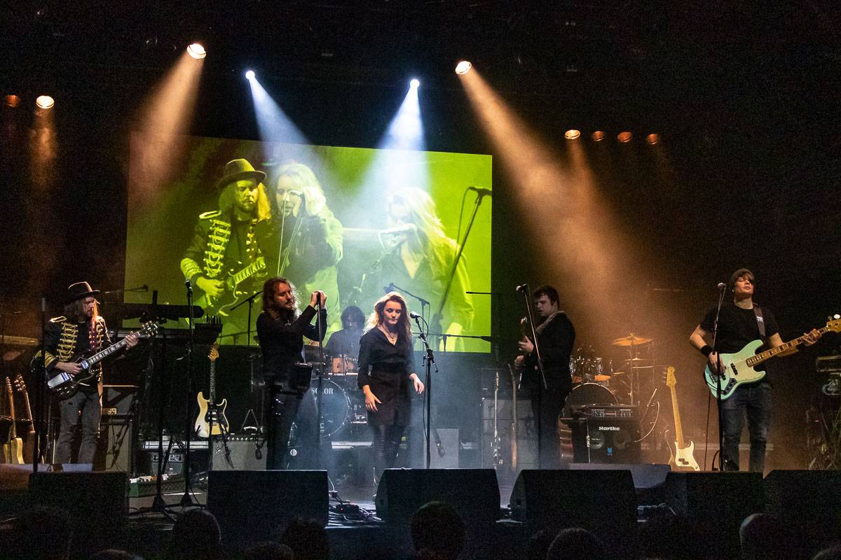 Poctu Radimu Hladíkovi vzdali v pražské Arše Michal Pavlíček, Michal Prokop i Jaroslav Hutka