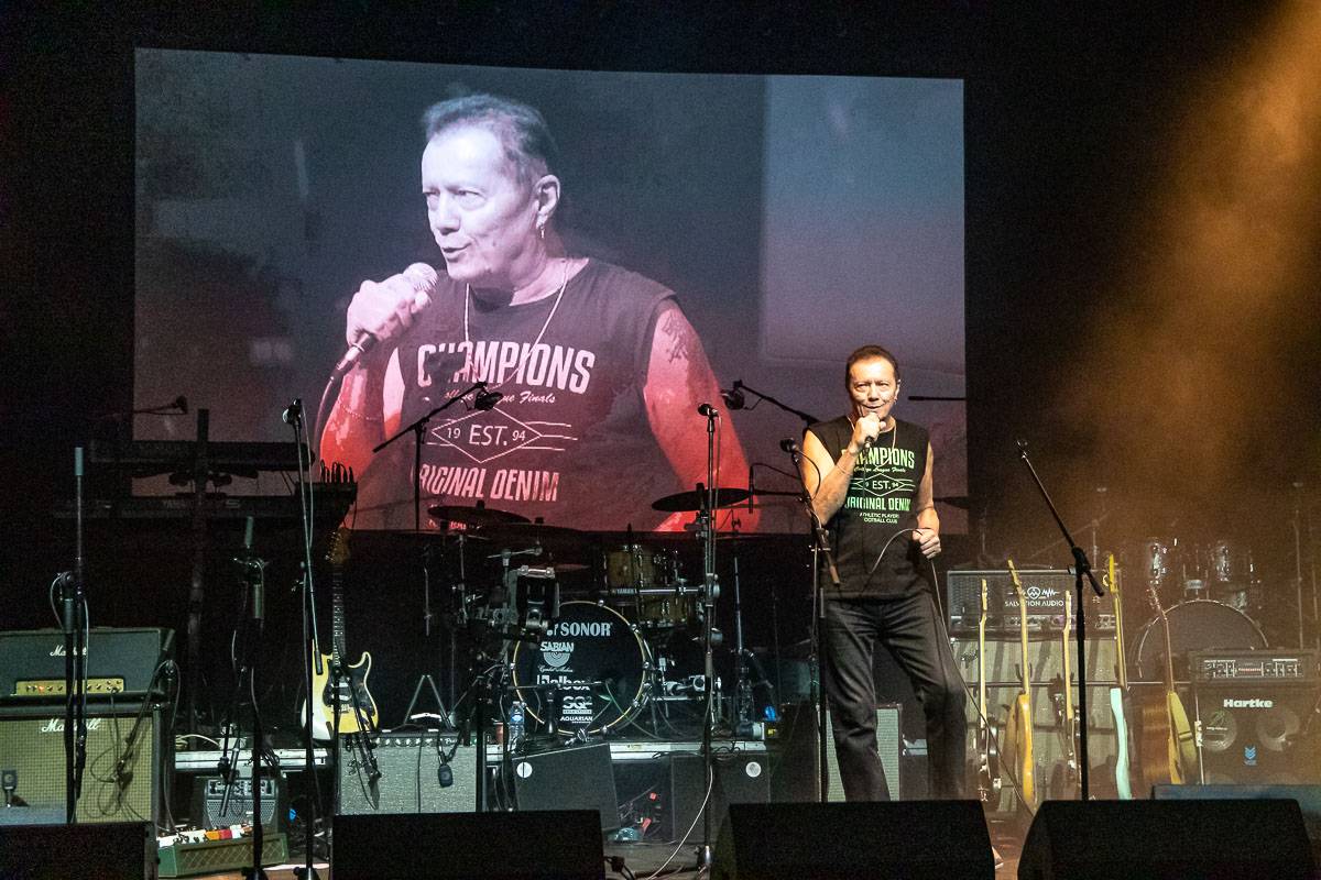 Poctu Radimu Hladíkovi vzdali v pražské Arše Michal Pavlíček, Michal Prokop i Jaroslav Hutka