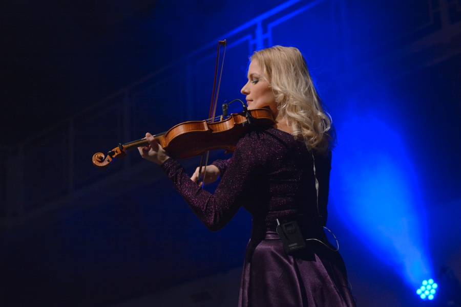 Inflagranti přivezly do Pardubic vánoční atmosféru, jejich hostem byl Josef Vojtek