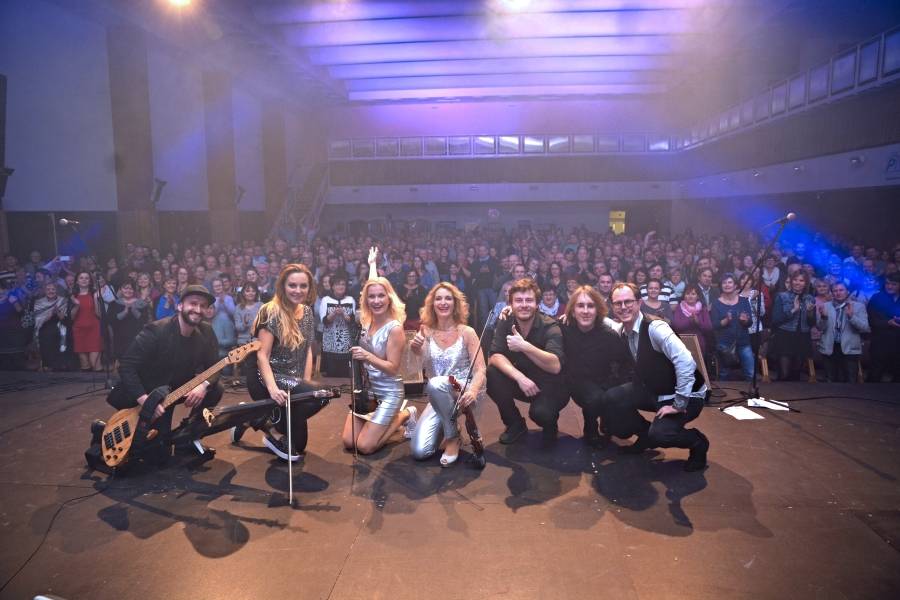 Inflagranti přivezly do Pardubic vánoční atmosféru, jejich hostem byl Josef Vojtek