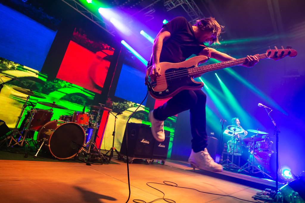 Tata Bojs pokračují v oslavách třicetin: Koncertem v galerii DOX představili svou výstavu