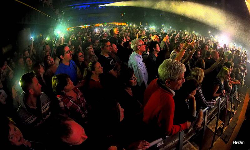 Jelen vyprodal Forum Karlín, s Míšou Tučnou zahrál i písně jejího otce Michala Tučného