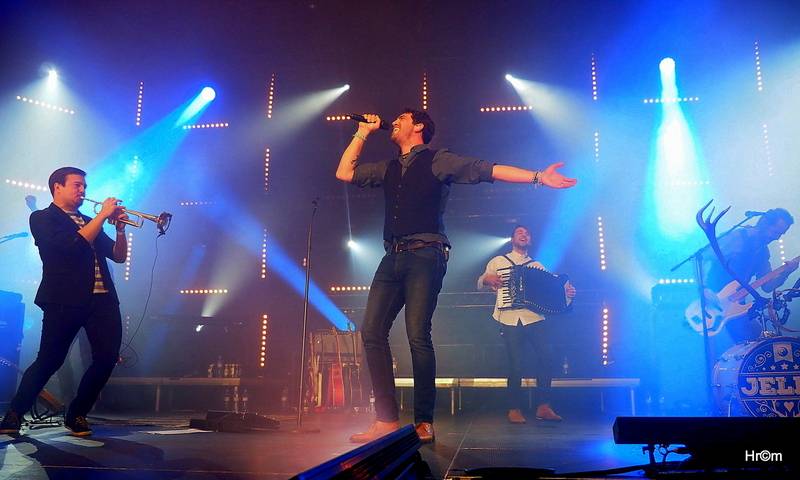 Jelen vyprodal Forum Karlín, s Míšou Tučnou zahrál i písně jejího otce Michala Tučného