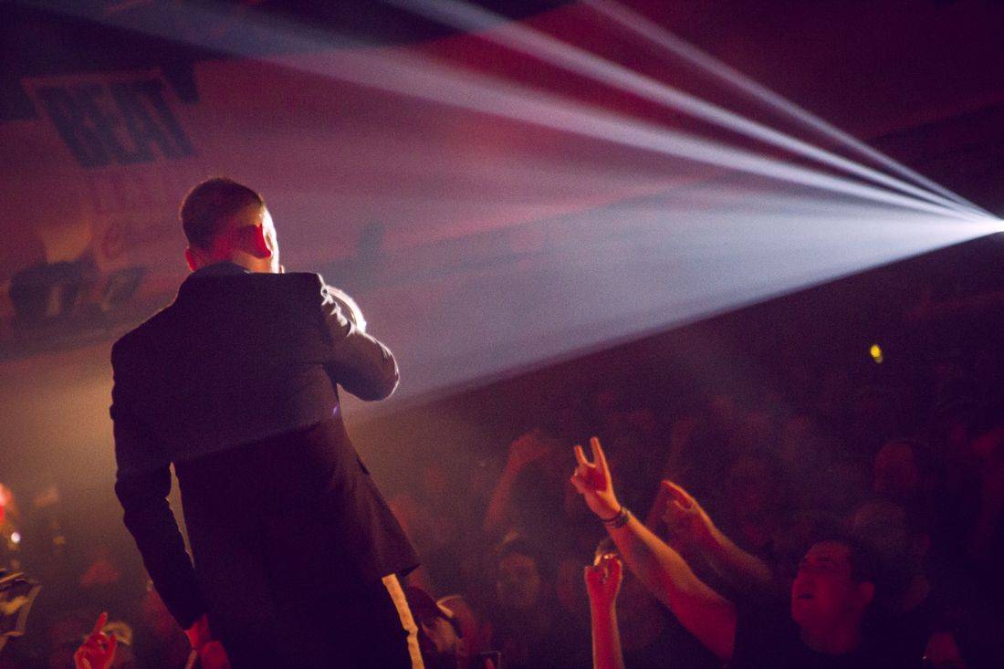 Cocotte Minute v Akropoli: EP Veď mě pokřtila fanynka