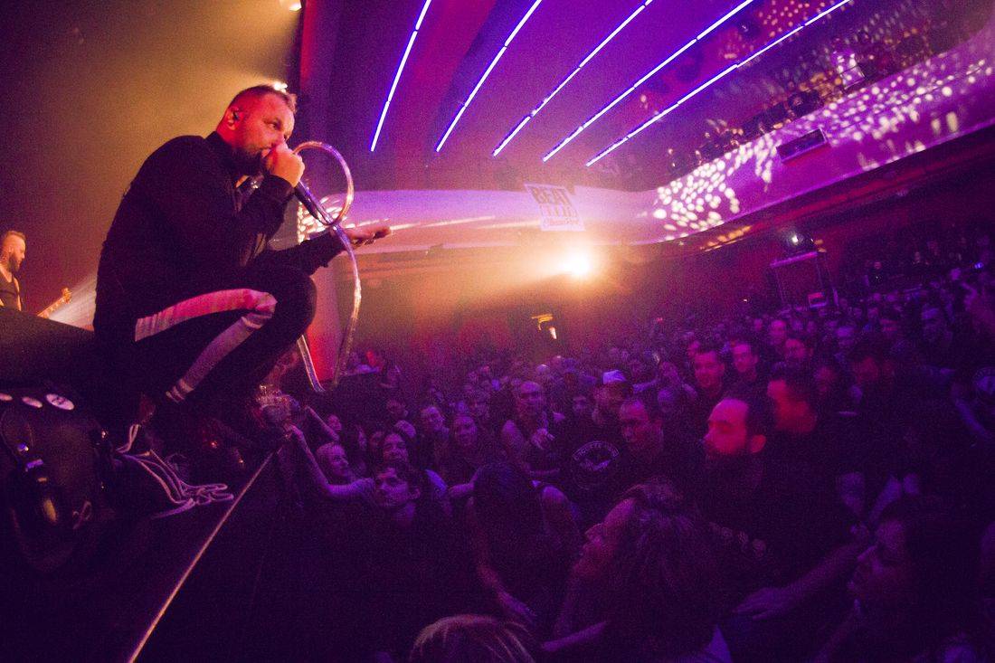 Cocotte Minute v Akropoli: EP Veď mě pokřtila fanynka