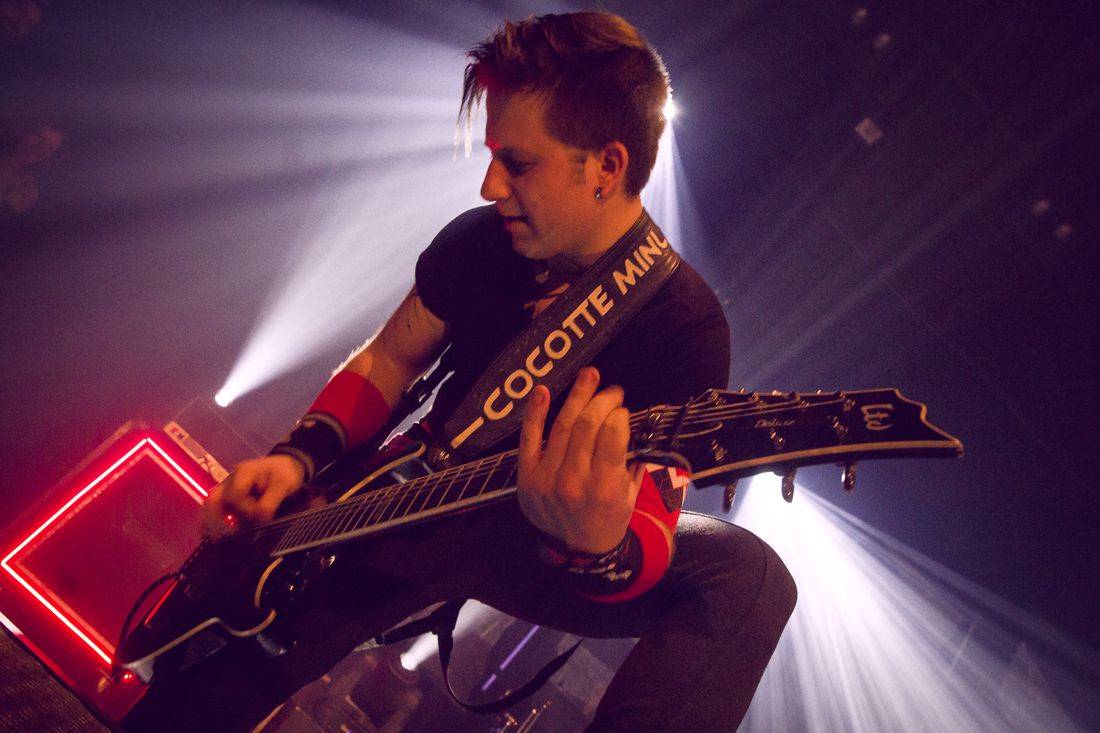 Cocotte Minute v Akropoli: EP Veď mě pokřtila fanynka