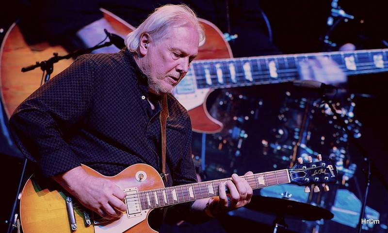 Michal Prokop slavil Vánoce ve Foru Karlín. Jeho hosty byli Matěj Ruppert i Vlasta Redl