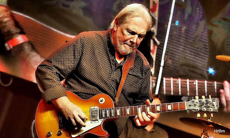 Michal Prokop slavil Vánoce ve Foru Karlín. Jeho hosty byli Matěj Ruppert i Vlasta Redl