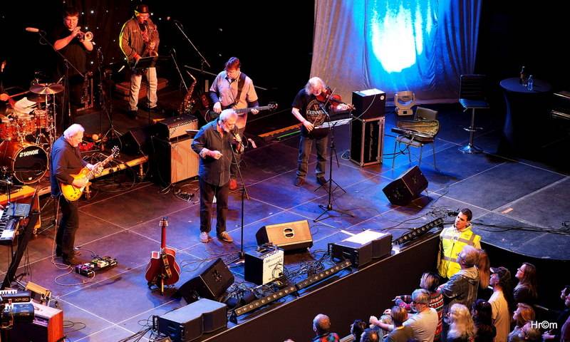 Michal Prokop slavil Vánoce ve Foru Karlín. Jeho hosty byli Matěj Ruppert i Vlasta Redl