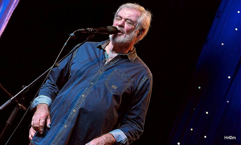 Michal Prokop slavil Vánoce ve Foru Karlín. Jeho hosty byli Matěj Ruppert i Vlasta Redl