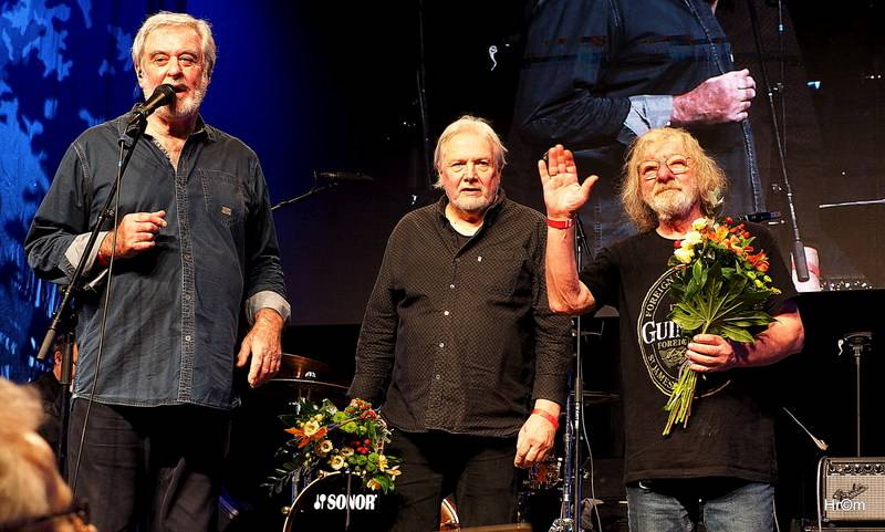 Michal Prokop slavil Vánoce ve Foru Karlín. Jeho hosty byli Matěj Ruppert i Vlasta Redl