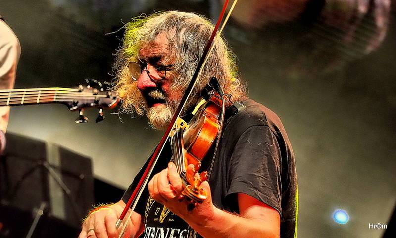 Michal Prokop slavil Vánoce ve Foru Karlín. Jeho hosty byli Matěj Ruppert i Vlasta Redl