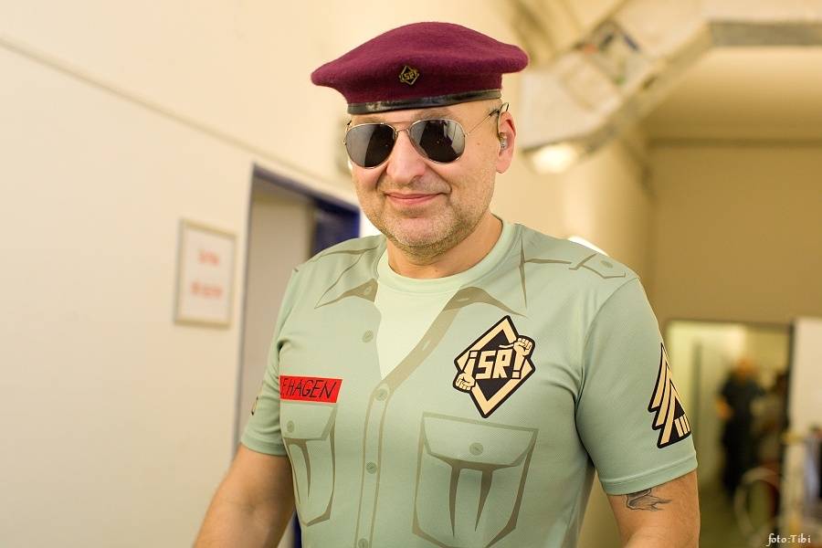 Tři sestry křtili Svobodu ředkvičkám, v Malé sportovní hale obdrželi Zlatou desku