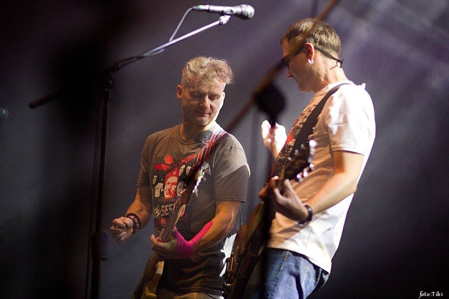 Tři sestry křtili Svobodu ředkvičkám, v Malé sportovní hale obdrželi Zlatou desku