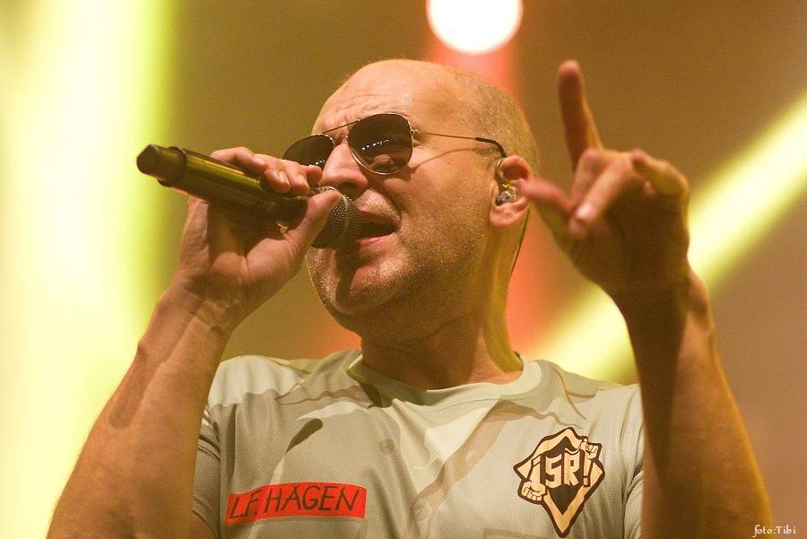 Tři sestry křtili Svobodu ředkvičkám, v Malé sportovní hale obdrželi Zlatou desku