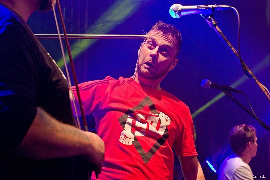 Tři sestry křtili Svobodu ředkvičkám, v Malé sportovní hale obdrželi Zlatou desku