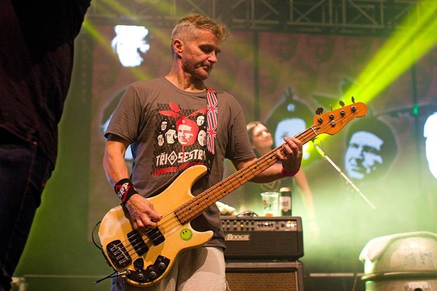 Tři sestry křtili Svobodu ředkvičkám, v Malé sportovní hale obdrželi Zlatou desku