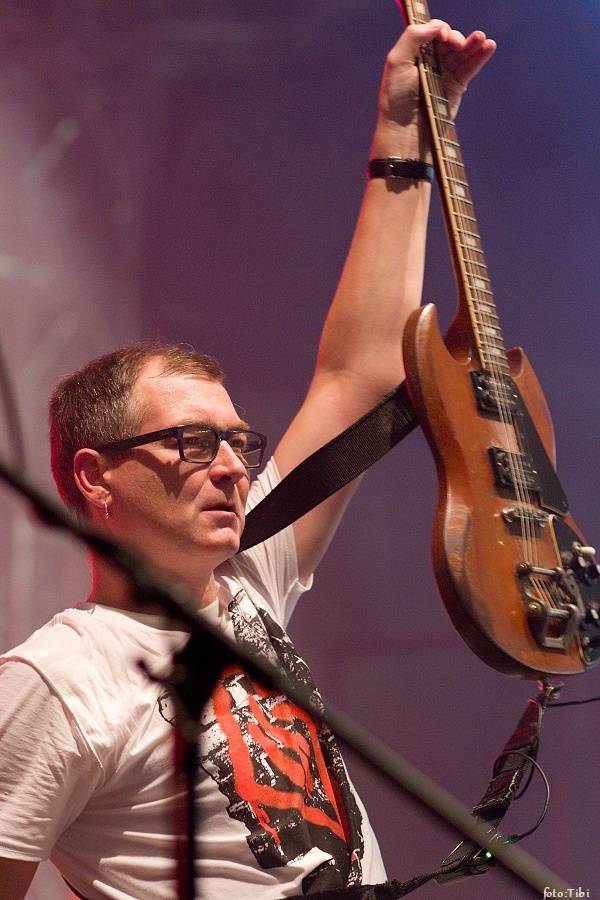 Tři sestry křtili Svobodu ředkvičkám, v Malé sportovní hale obdrželi Zlatou desku