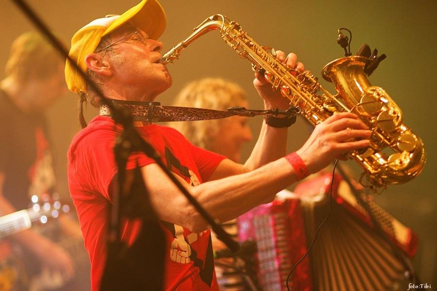 Tři sestry křtili Svobodu ředkvičkám, v Malé sportovní hale obdrželi Zlatou desku