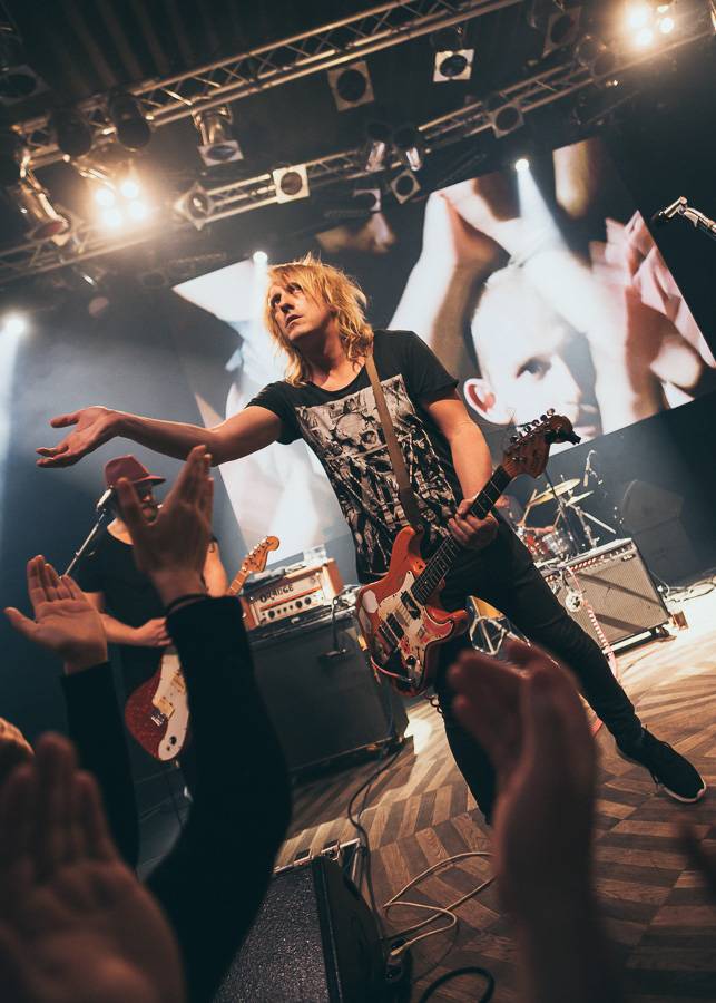 Vypsaná Fixa rozjela v Lucerna Music Baru svůj tradiční vánoční večírek