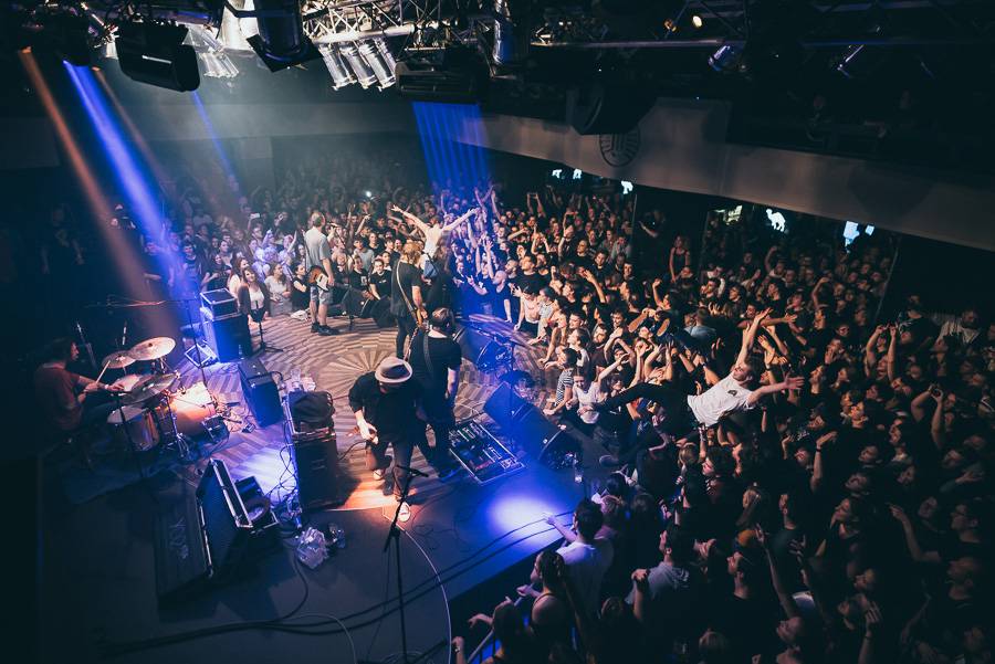 Vypsaná Fixa rozjela v Lucerna Music Baru svůj tradiční vánoční večírek