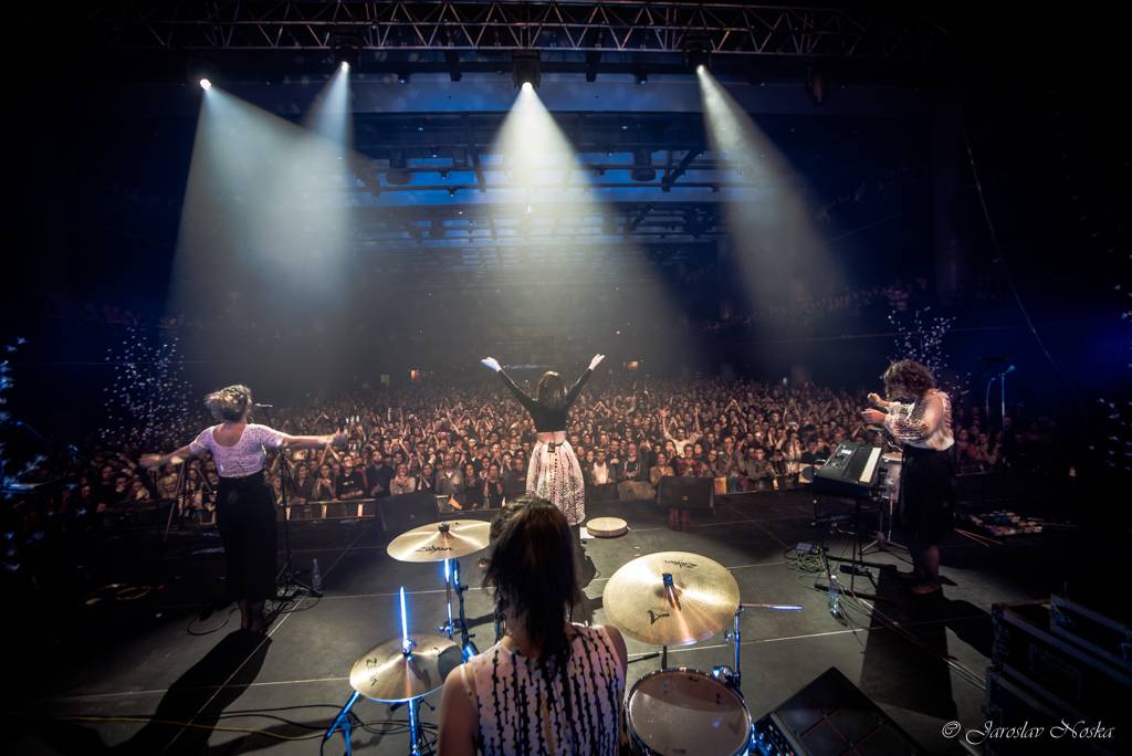 Okouzlující Aurora si získala diváky ve vyprodaném Foru Karlín