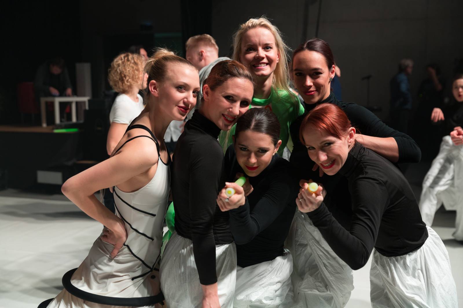 Tata Bojs v doprovodu Dekkadancers odehráli po patnácti letech celé Nanoalbum. Navrch pokřtili vinyl