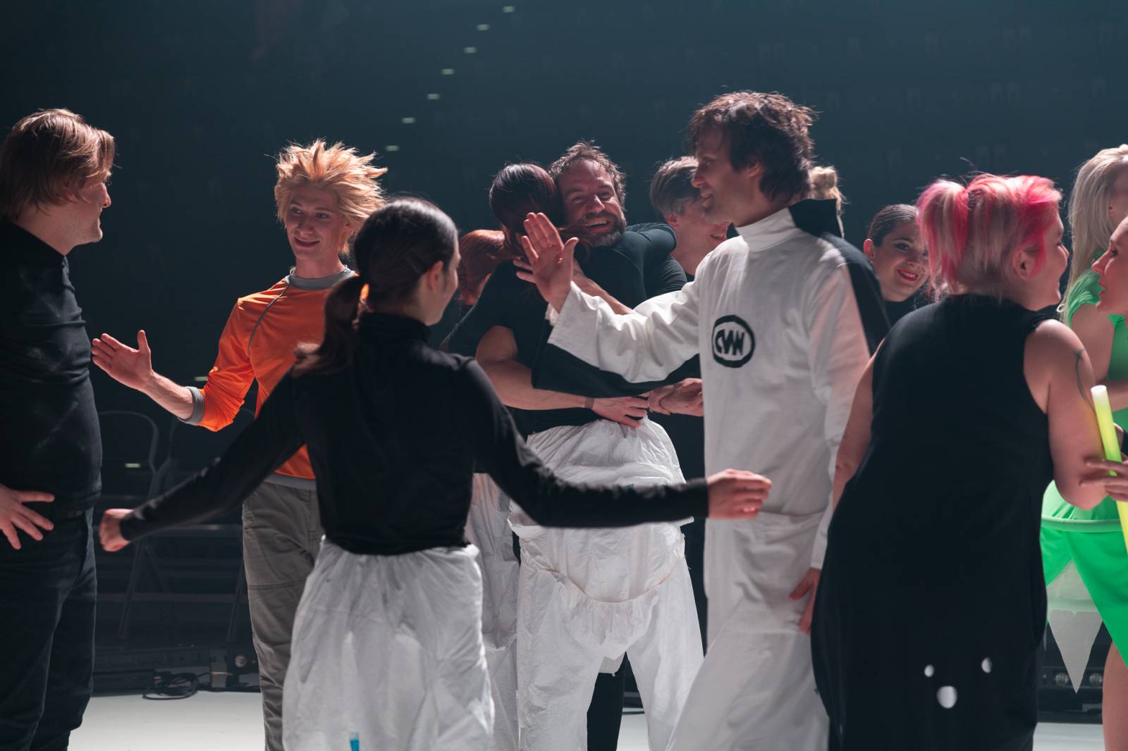 Tata Bojs v doprovodu Dekkadancers odehráli po patnácti letech celé Nanoalbum. Navrch pokřtili vinyl