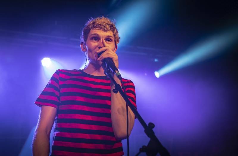 Mandrage oprášili staré hity. V Pardubicích s nimi zpíval celý klub