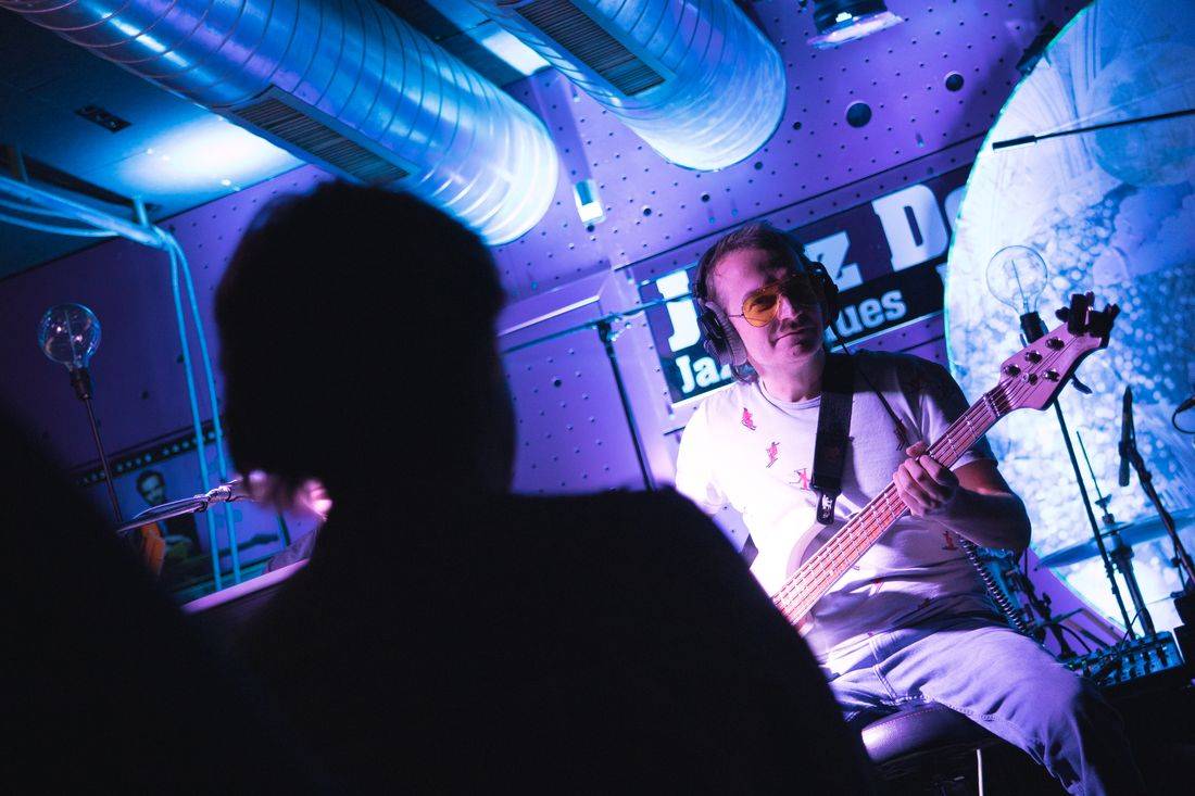 David Koller odstartoval akustickou sérii koncertů v JazzDocku