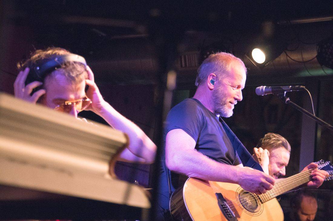 David Koller odstartoval akustickou sérii koncertů v JazzDocku