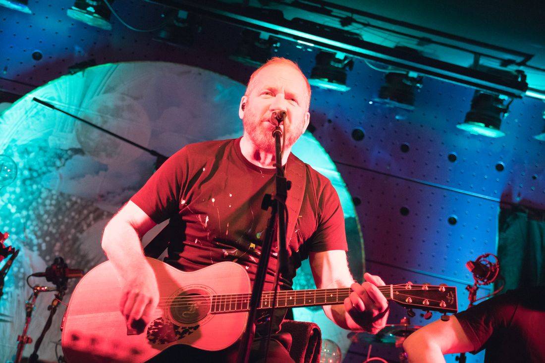 David Koller odstartoval akustickou sérii koncertů v JazzDocku