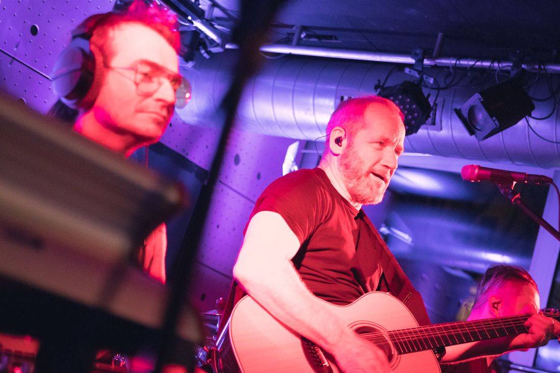 David Koller odstartoval akustickou sérii koncertů v JazzDocku