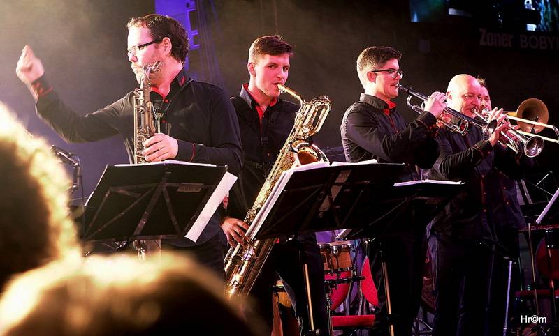 Rocksymphony v Brně spojila rockové evergreeny s orchestrem. Zpívali Noid a Marta Jandová