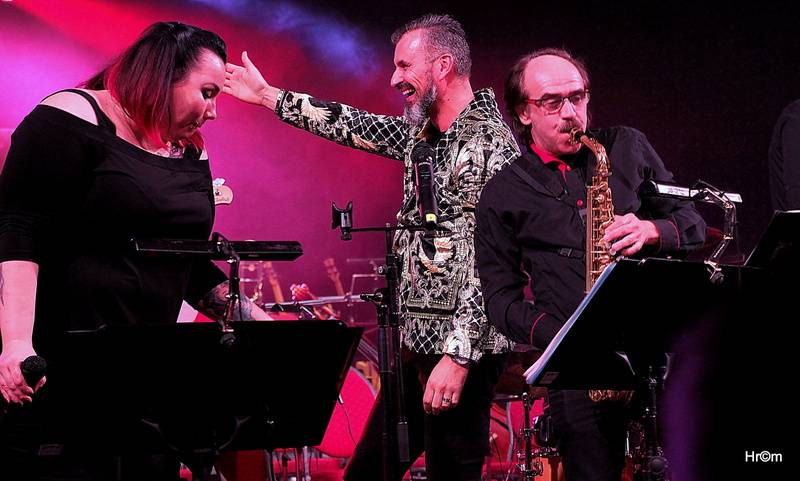 Rocksymphony v Brně spojila rockové evergreeny s orchestrem. Zpívali Noid a Marta Jandová