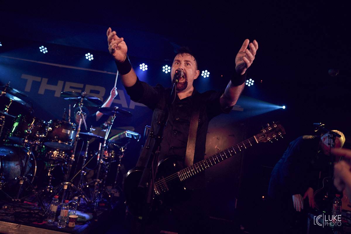 Therapy? po třech letech v Praze: V Rock Café představili novou desku Cleave