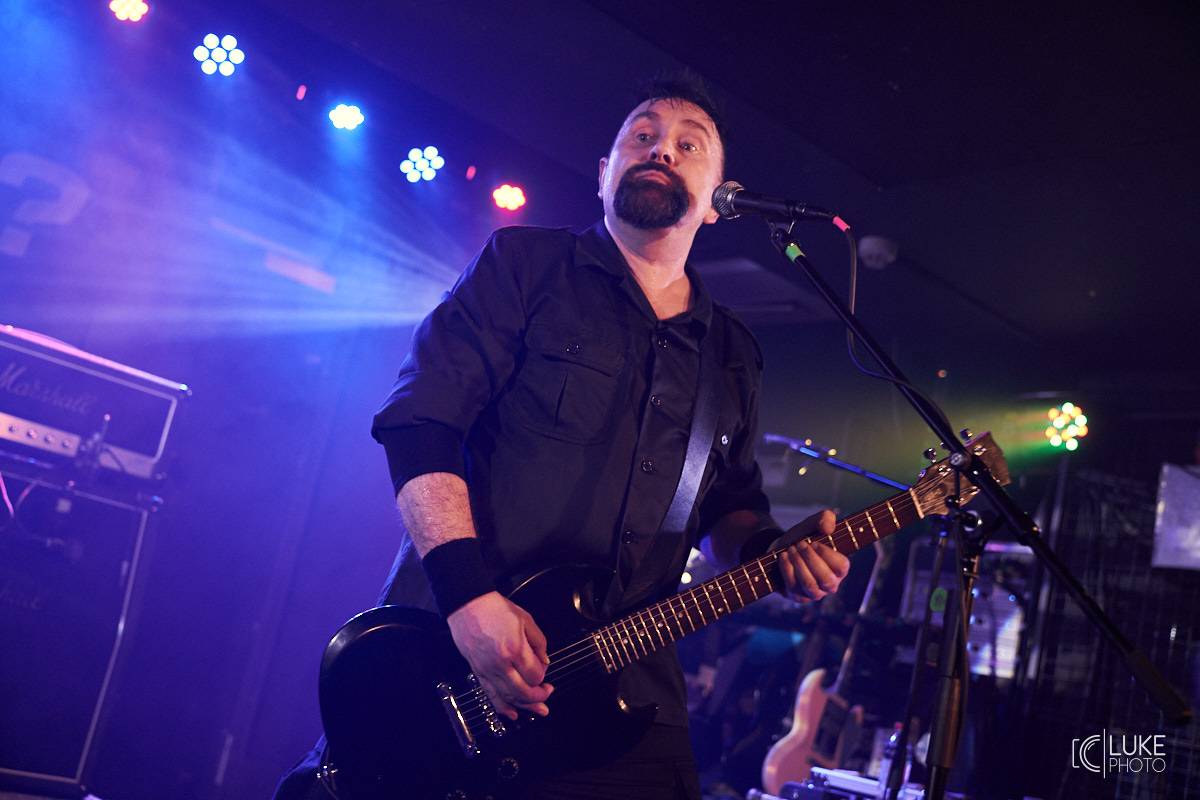 Therapy? po třech letech v Praze: V Rock Café představili novou desku Cleave