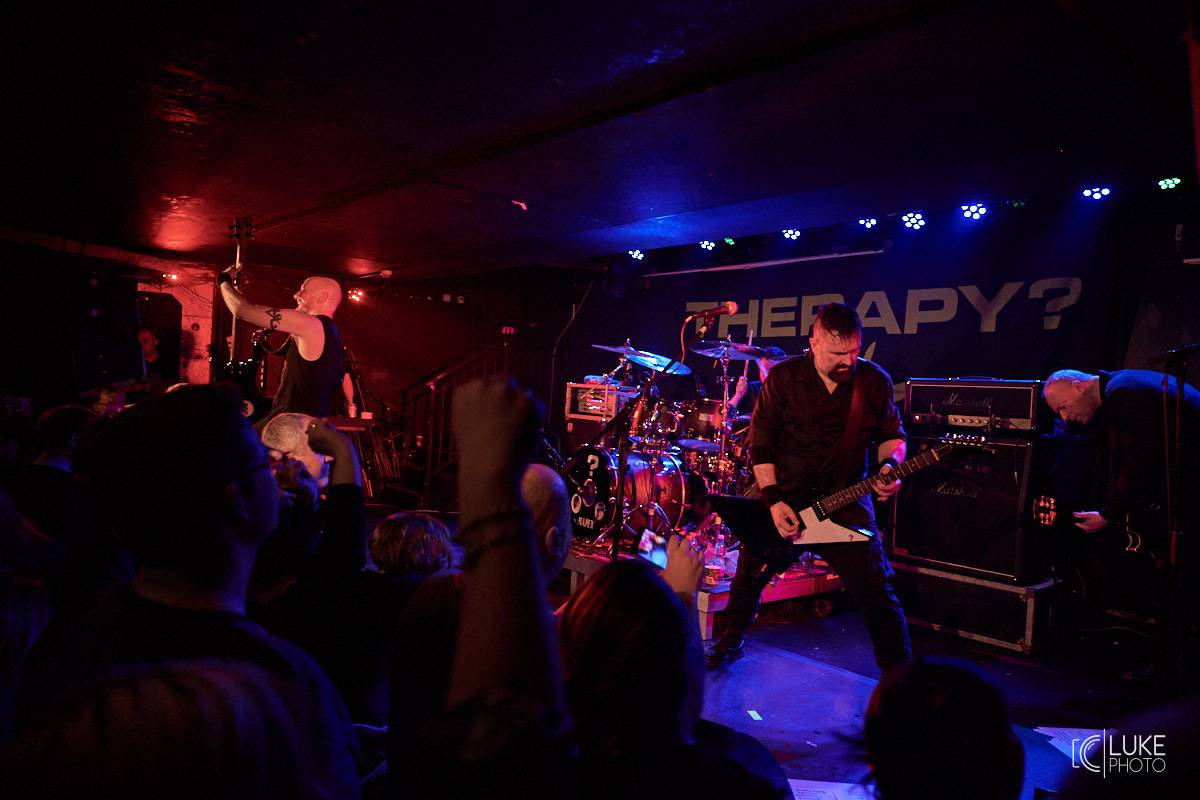 Therapy? po třech letech v Praze: V Rock Café představili novou desku Cleave