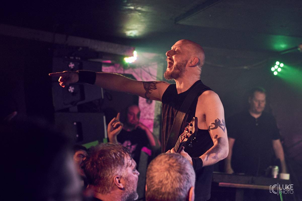 Therapy? po třech letech v Praze: V Rock Café představili novou desku Cleave